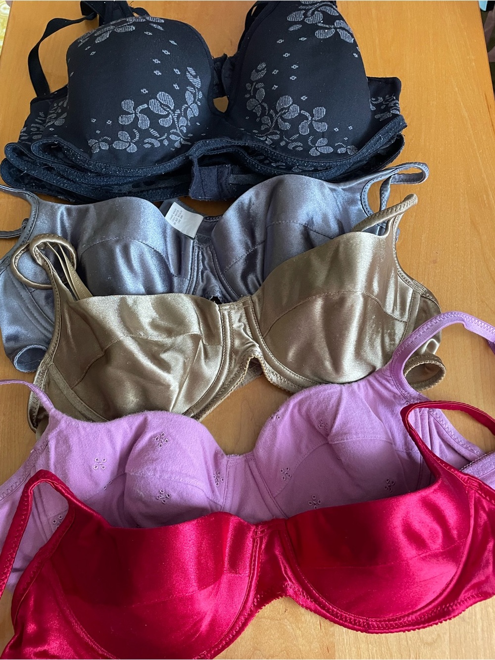 Bundle Of 7 Padded Underwire Bras. 36B Good-Fair Preowned Condition